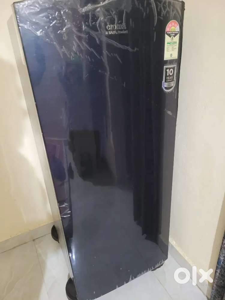 Croma 206 L refrigerator-excellent condition,15 months old
