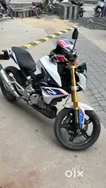 BMW G310 R