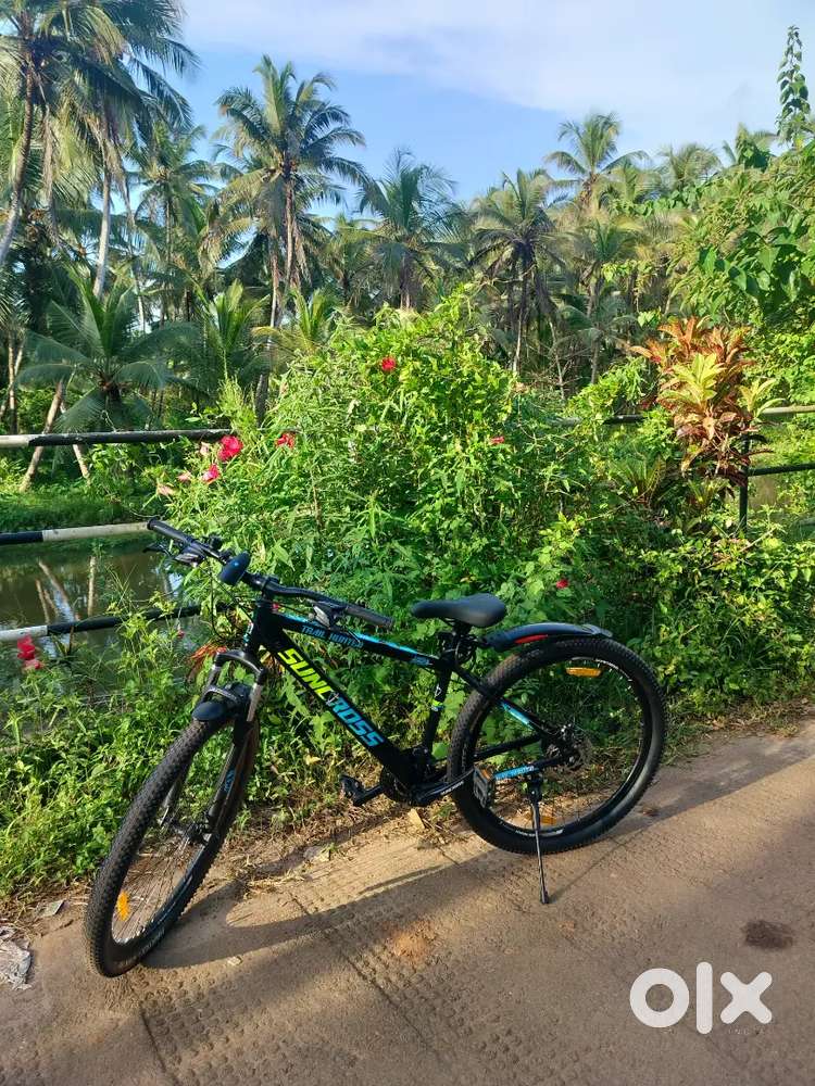 SUNCROSS Premium MTB with Disc Brakes, 26-inch Wheels