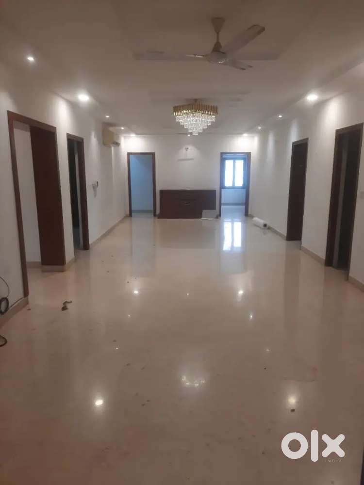 3bhk Gated community Narsingi semi furnished