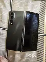 Samsung fold 4 in gud condition