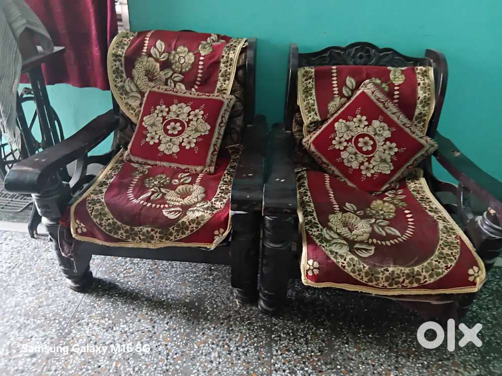 5 seater sofa set  double bed and a centre table