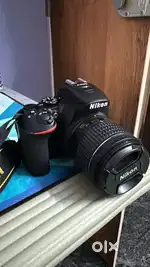 Selling my Nikon D5600 with 18-55mm lens and extra lens 70-300mm