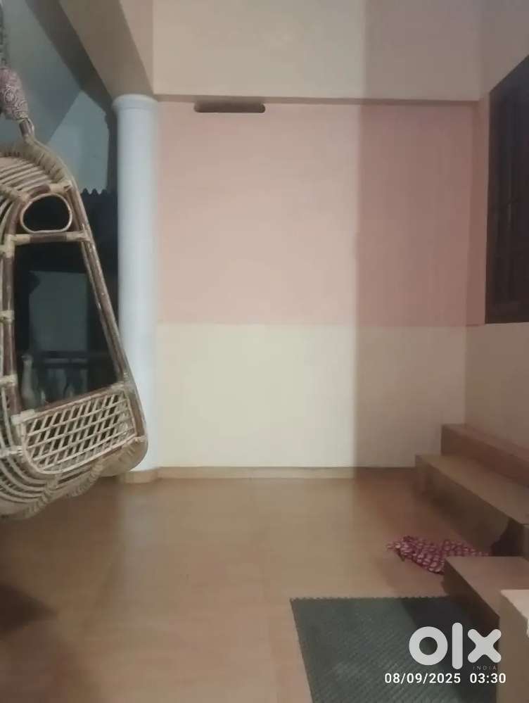 12000, 3 bhk, 1 st floor , Near Maruthankuzhy