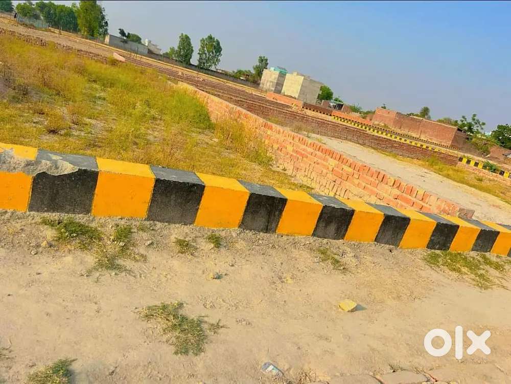 Sarkari yojnaao Se najdeek approved plot Sultanpur road per Bank loan