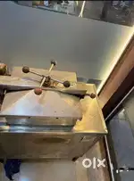 Broast machine