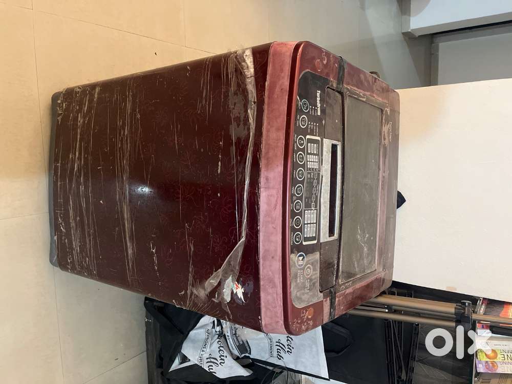 Fridge and washing machine