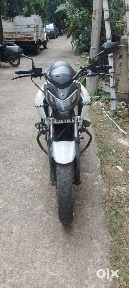 Hero extreme 160R with valid paper's.