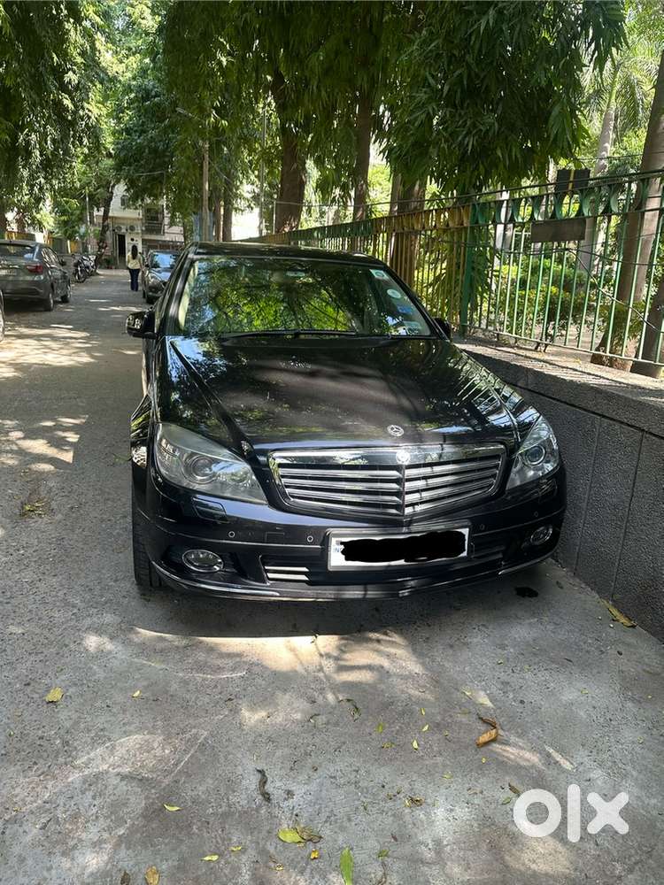 Mercedes-Benz C-Class 2012 Petrol Well Maintained