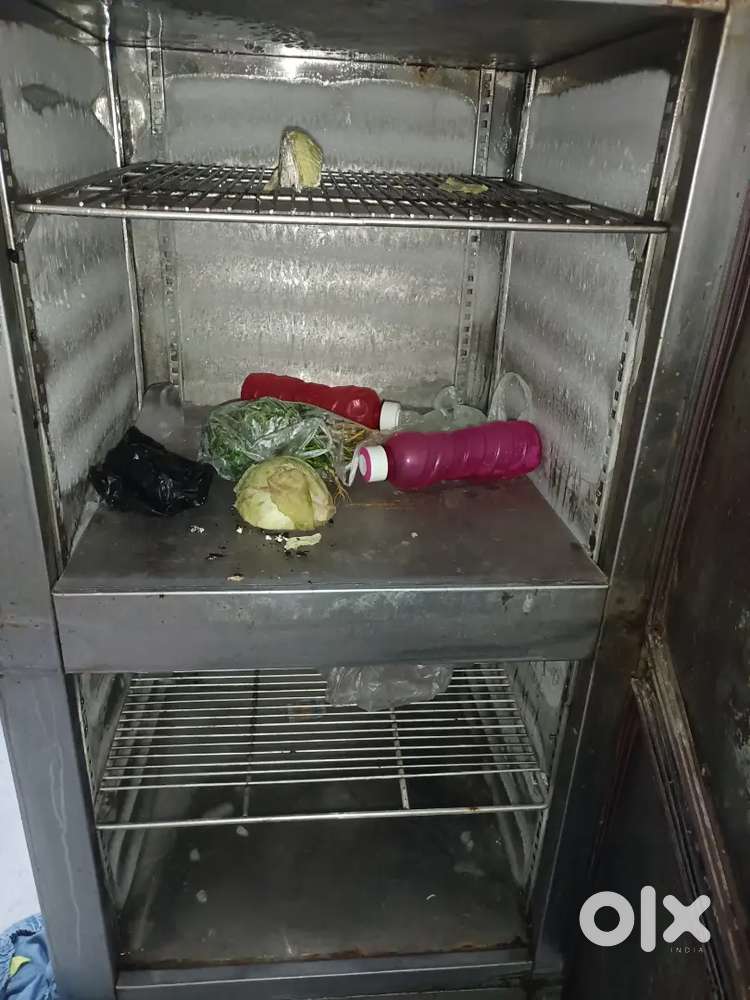 Commercial fridge good condition