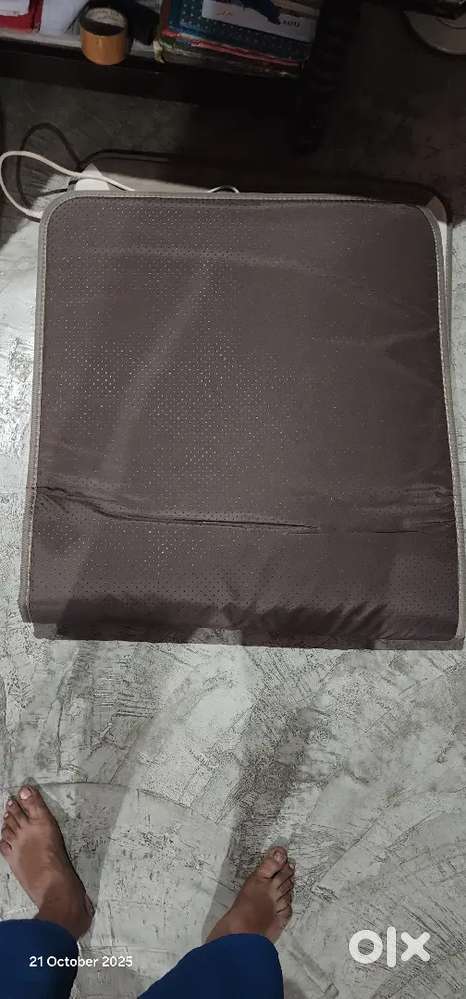 Want to sell heating , excellent condition mat, 3 years old, less used