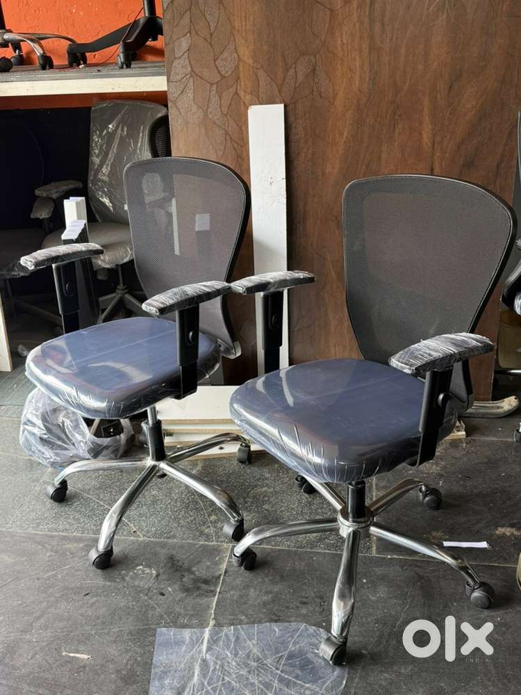 Refurbished chair with 1 year warranty