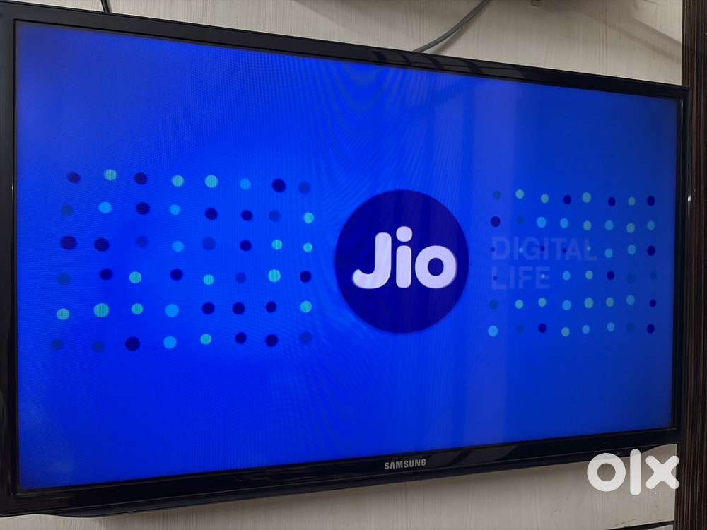 Samsung 32 inches TV