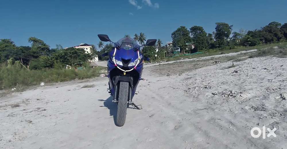 Brand New R15V3S only driven( 1500/k.m)/