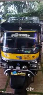 Ape passanger autorikshaw