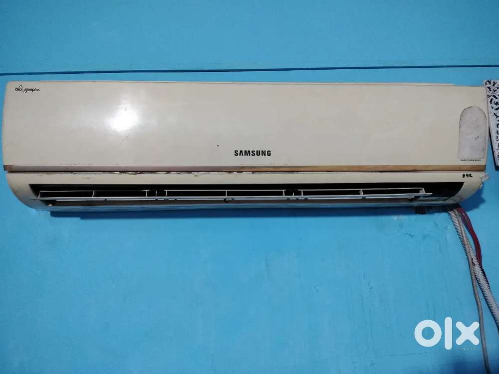 Samsung AC for sale Kisi bhai ko chahie to contact Karen
