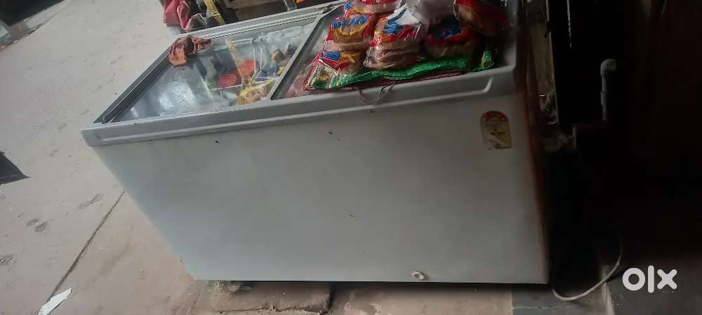 2 year old ..well maintained.