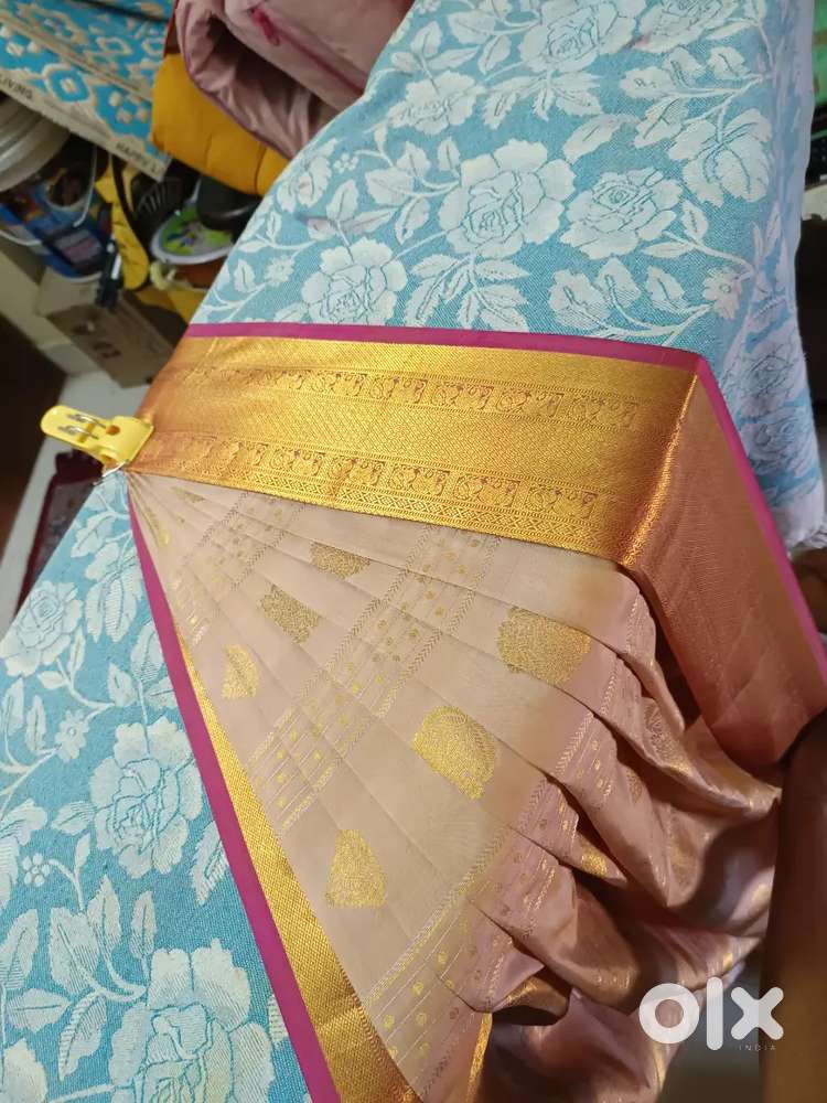 Saree prepleating &box folding service available call