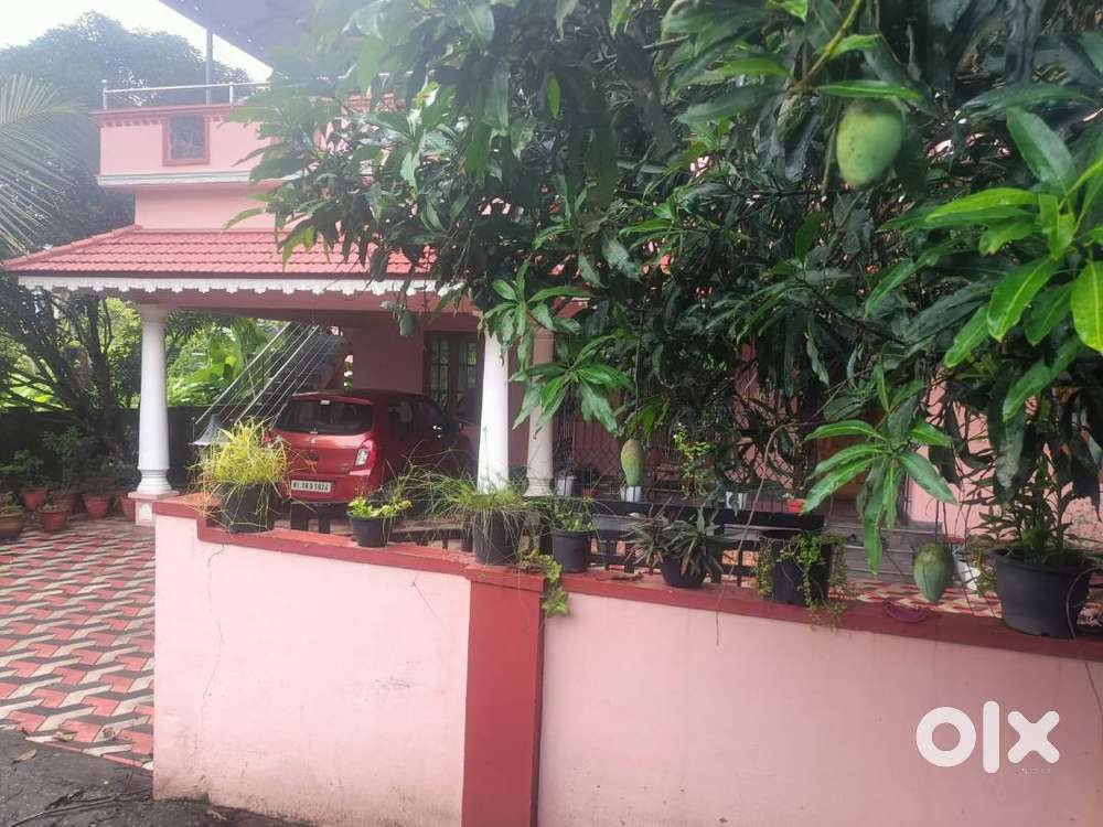 HOUSE FOR SALE @ THIRUVALLA