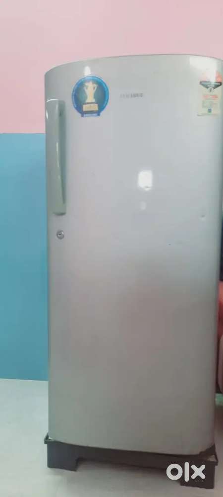 Samsung refrigerator 192 litter, 5 star rating