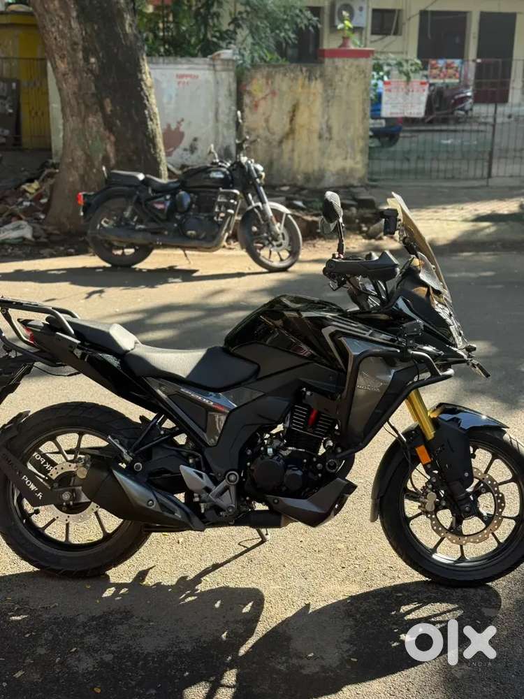 Honda CB00x Fully Loaded For Sale
