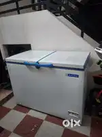 Blue Star Chest Freezer / Fridge 284 L for Commercial Use