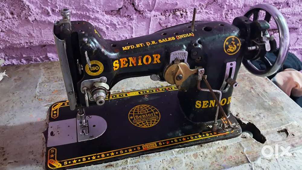SENIOR PICO SEWING MACHINE
