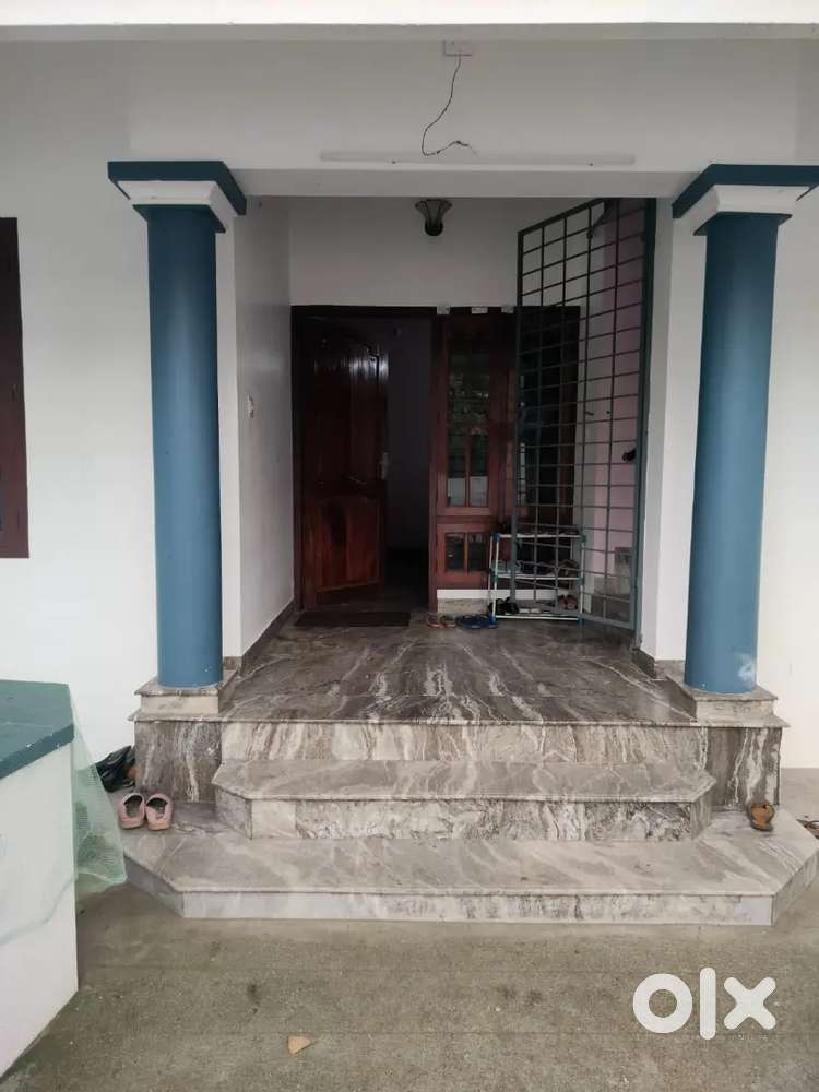 PG for women near kazhakuttam