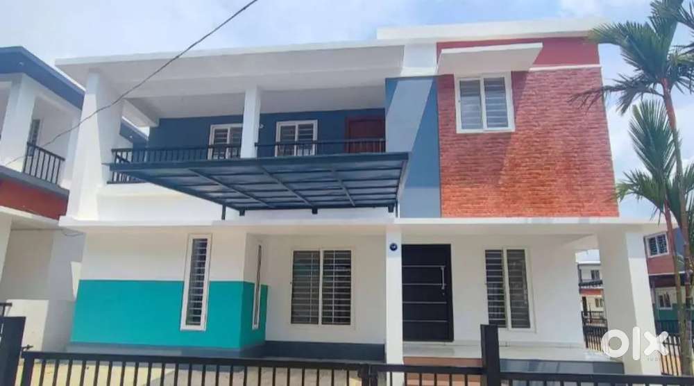 LOW Price - 6.67CENT / 3BHK House/ Villa for sale in Palakkad