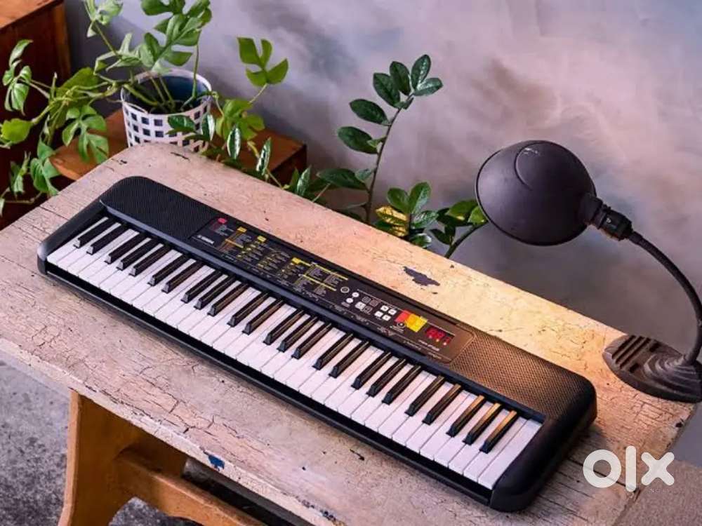 YAHAMA PSR-F52 Portable keyboard 61key