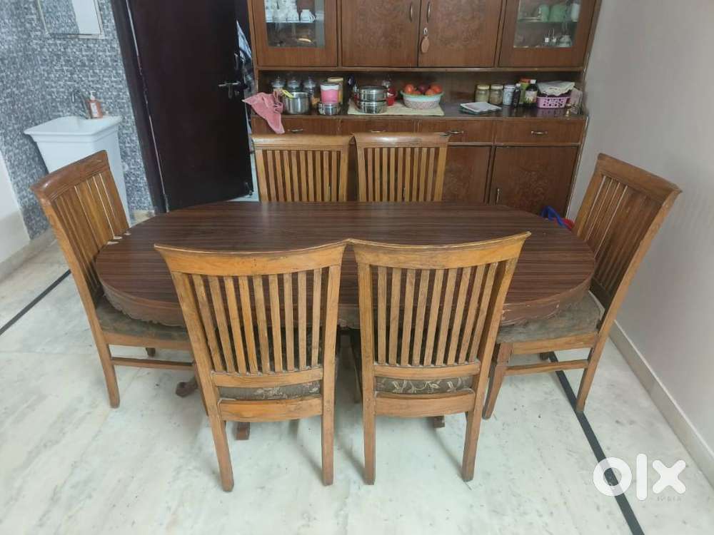 Wooden Dining Table with 6 Chairs and Comfortable Cushioned Seats