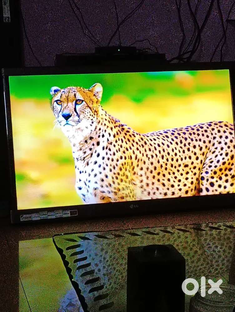 LG 42 inch 3D tv fully perfect running condition.