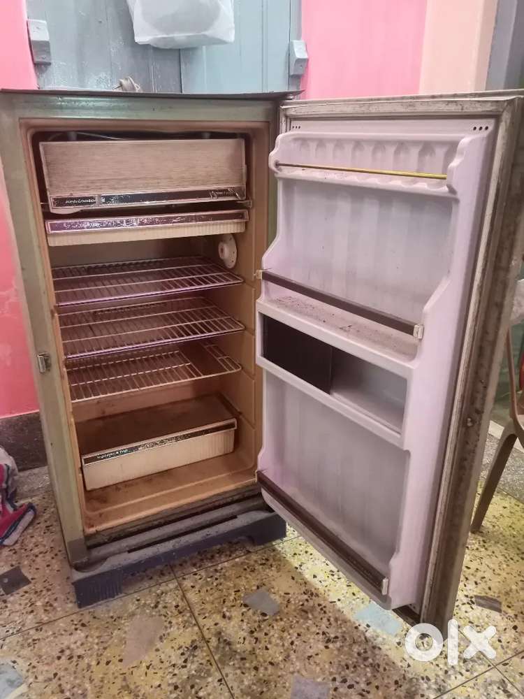 Refrigerator fridge 165 ltr