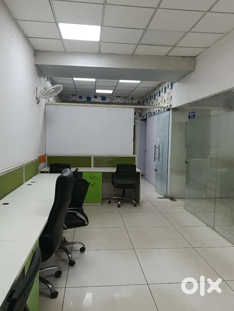 3 cabin 1 conference Waiting 20 workstation office space available