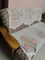 Sofa wood in good condition