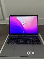 Apple MacBook Pro (Touch bar) 16gb ram 256 Storage, i7