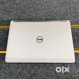 Dell Latitude E7240 -i5 laptop