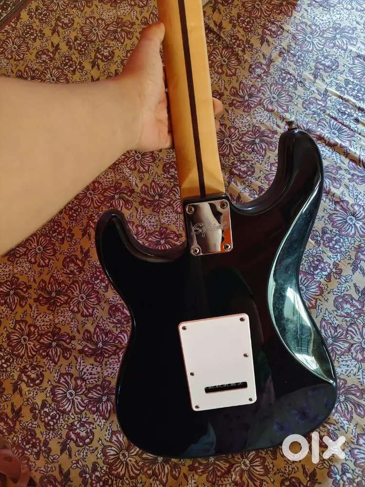 Fender Squier Sonic Strat HSS Maple  Black