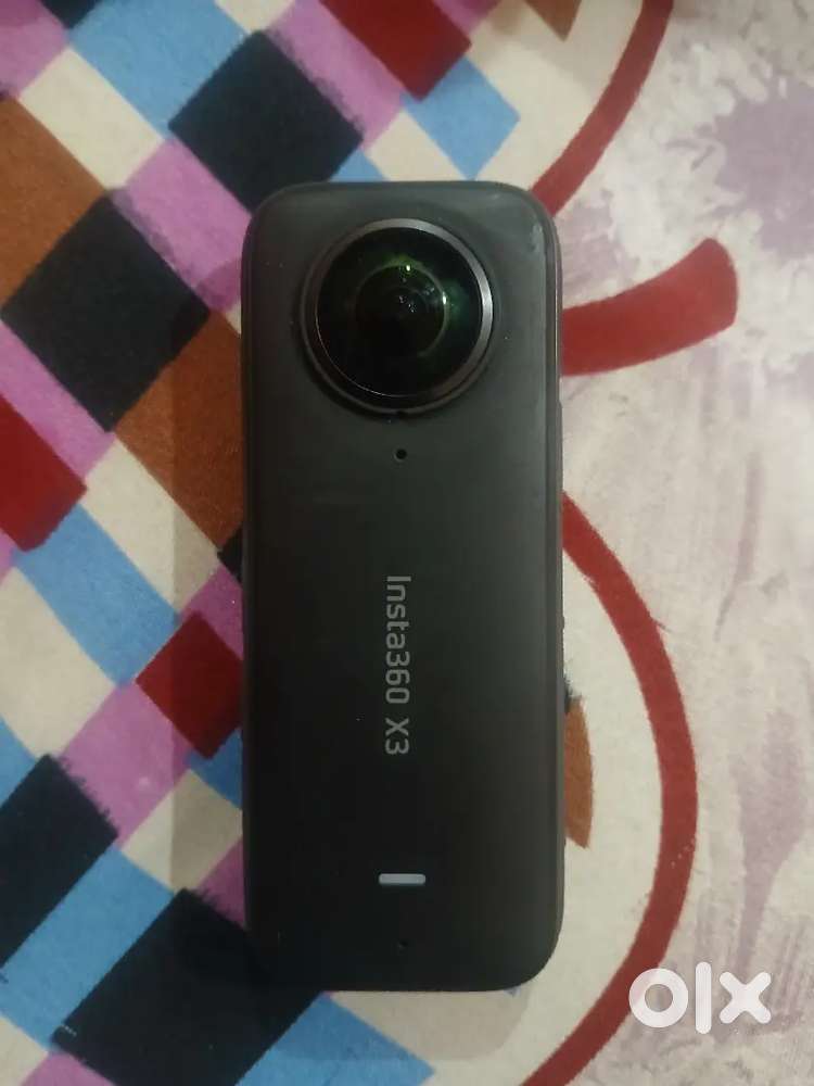 Insta360 X3 camera