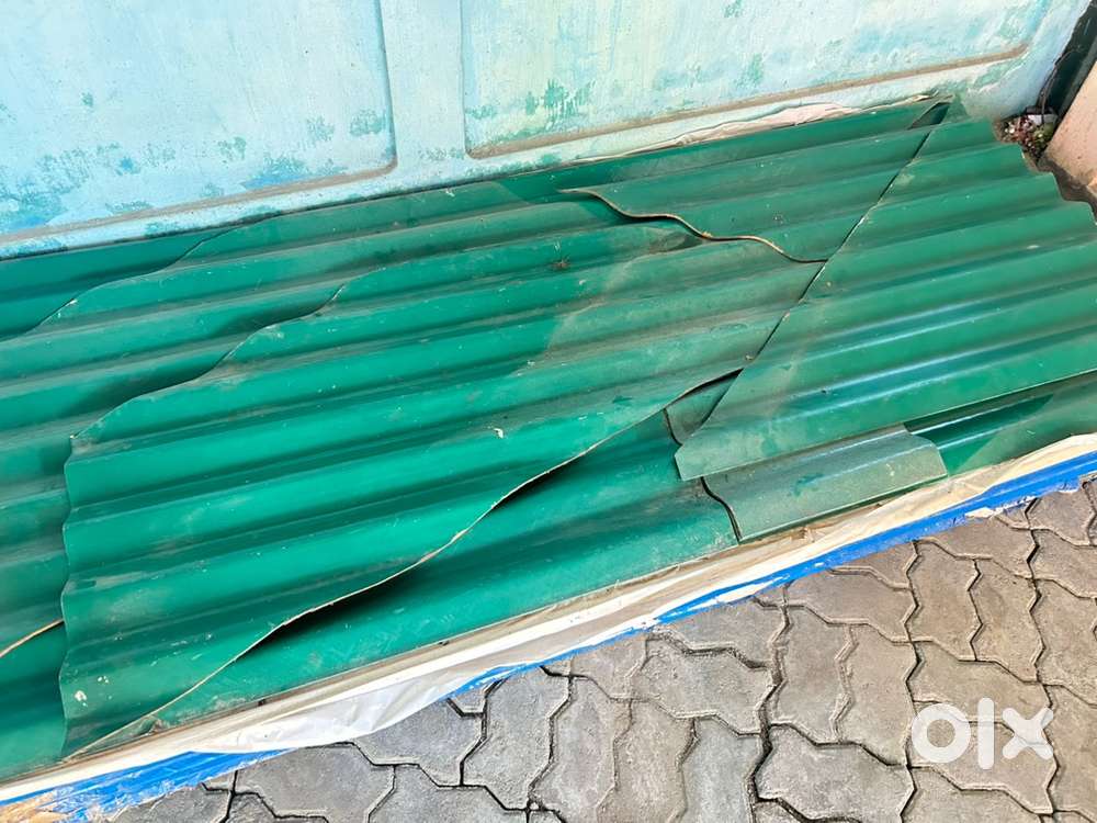 Curved bamboo corrugated roofing sheet