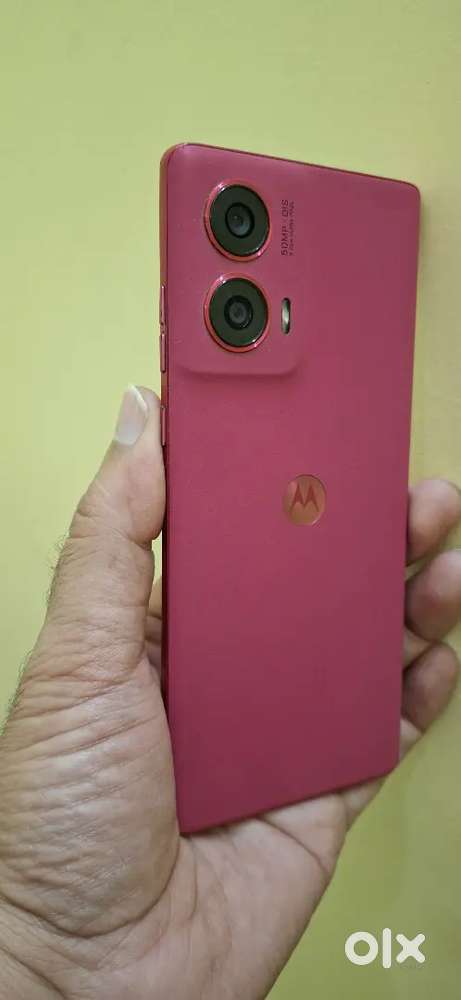 Motorola edge 50 fusion 8/128. Curved