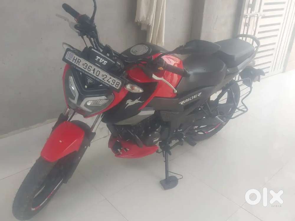 Bilkul New condition 5700 km running