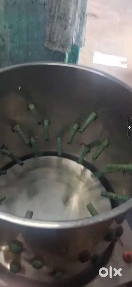 Chicken feather cleaning machine