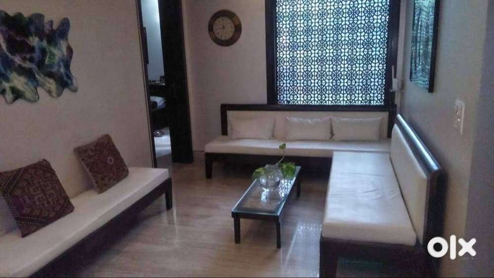 Pure Teakwood Sofa Set with Central Table