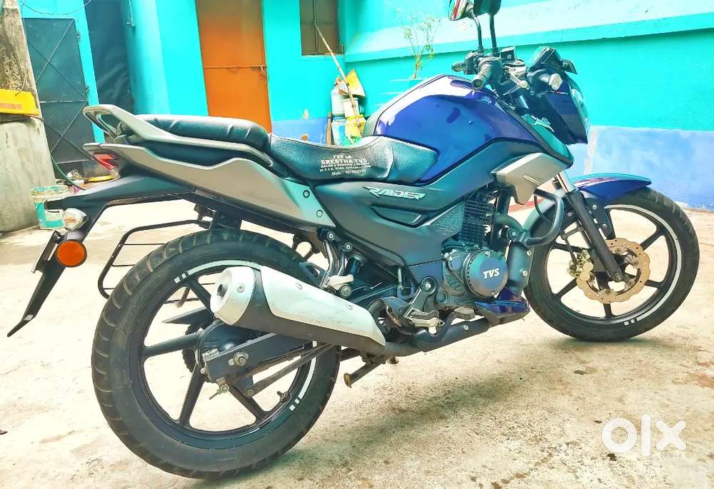 Brand new Tvs raider bs6