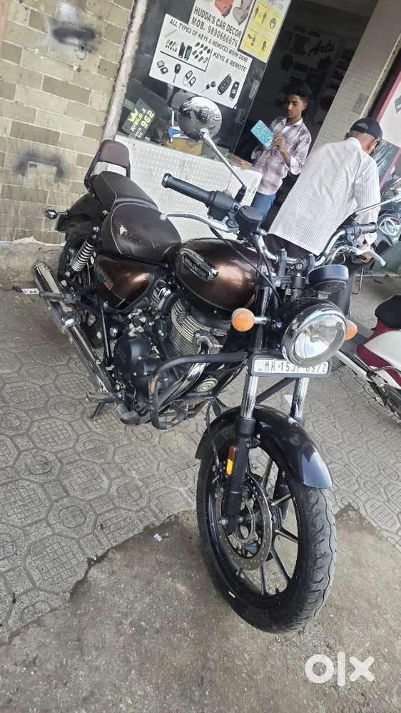 The Bike Zone Nashik Sarda circle with exchange offer available loan