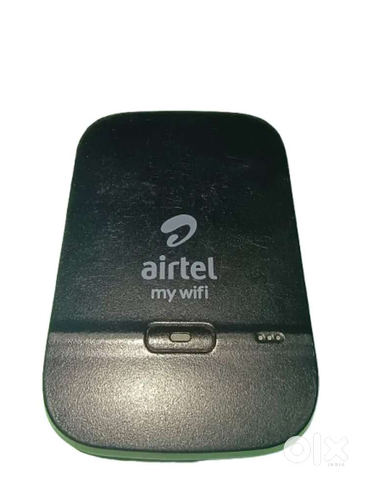 Airtel AMF-311WW Hotspot 150Mbps 4G Router/Dongle Data Card,(Black)