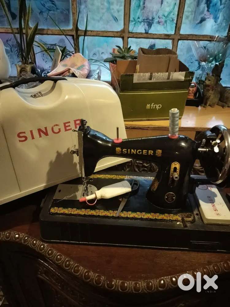 Singer sowing machine for sale