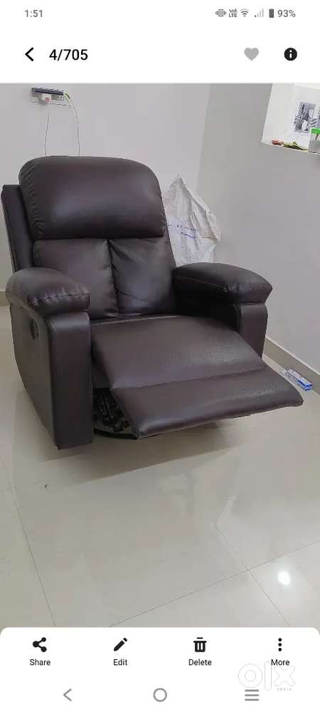 Wakefit Sofa Recliner