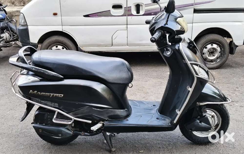 HERO MAESTRO 1 ST OWNER INSURANCE AND PUC RUNNING